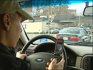 texting-while-driving.jpg